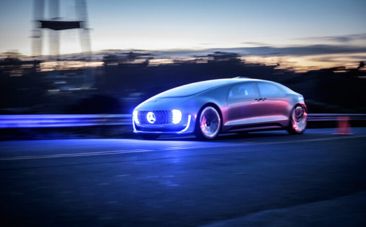  Who Is Liable When a Driverless Car Crashes?