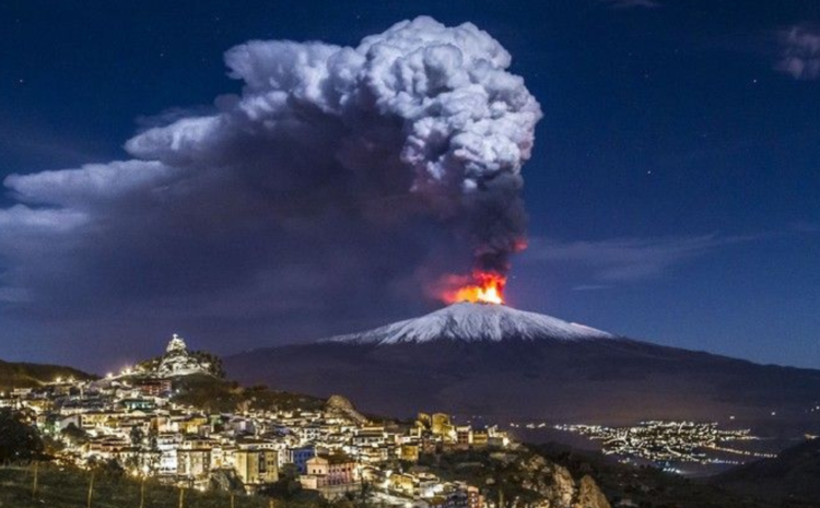 Mount Etna Eruption Disrupts Flights, Raises Global Insurance Concerns